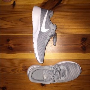 Grey Nike Tanjun Sneaker
